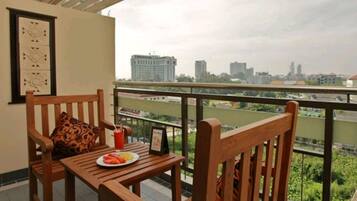 Superior Double or Twin Room | Bathroom | Separate bathtub and shower, rainfall showerhead, free toiletries