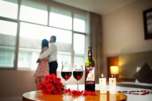 Superior Double Room | Minibar, in-room safe, desk, blackout curtains