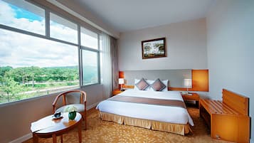 Deluxe Double Room | Minibar, in-room safe, desk, blackout curtains