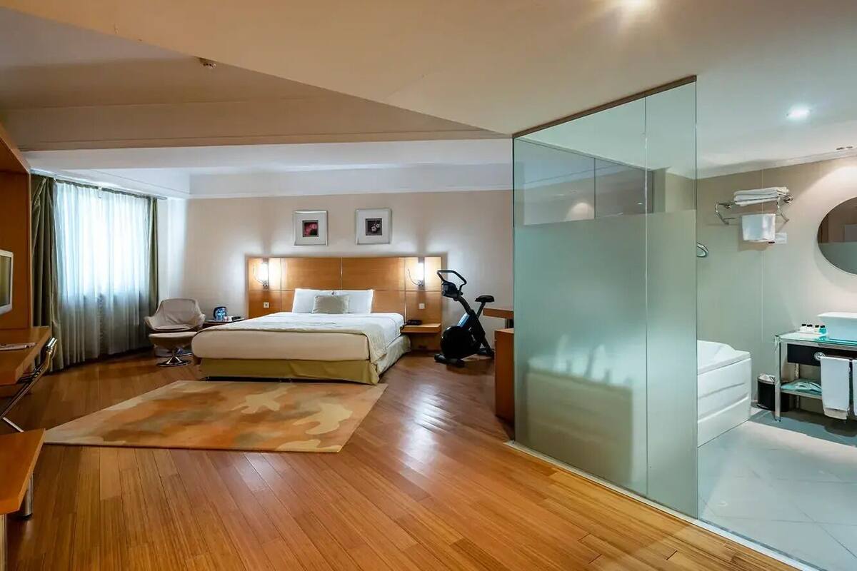 Ropa de cama de alta calidad, colchones Select Comfort, minibar
