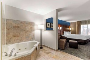 Suite, 1 King Bed with Sofa bed, Non Smoking