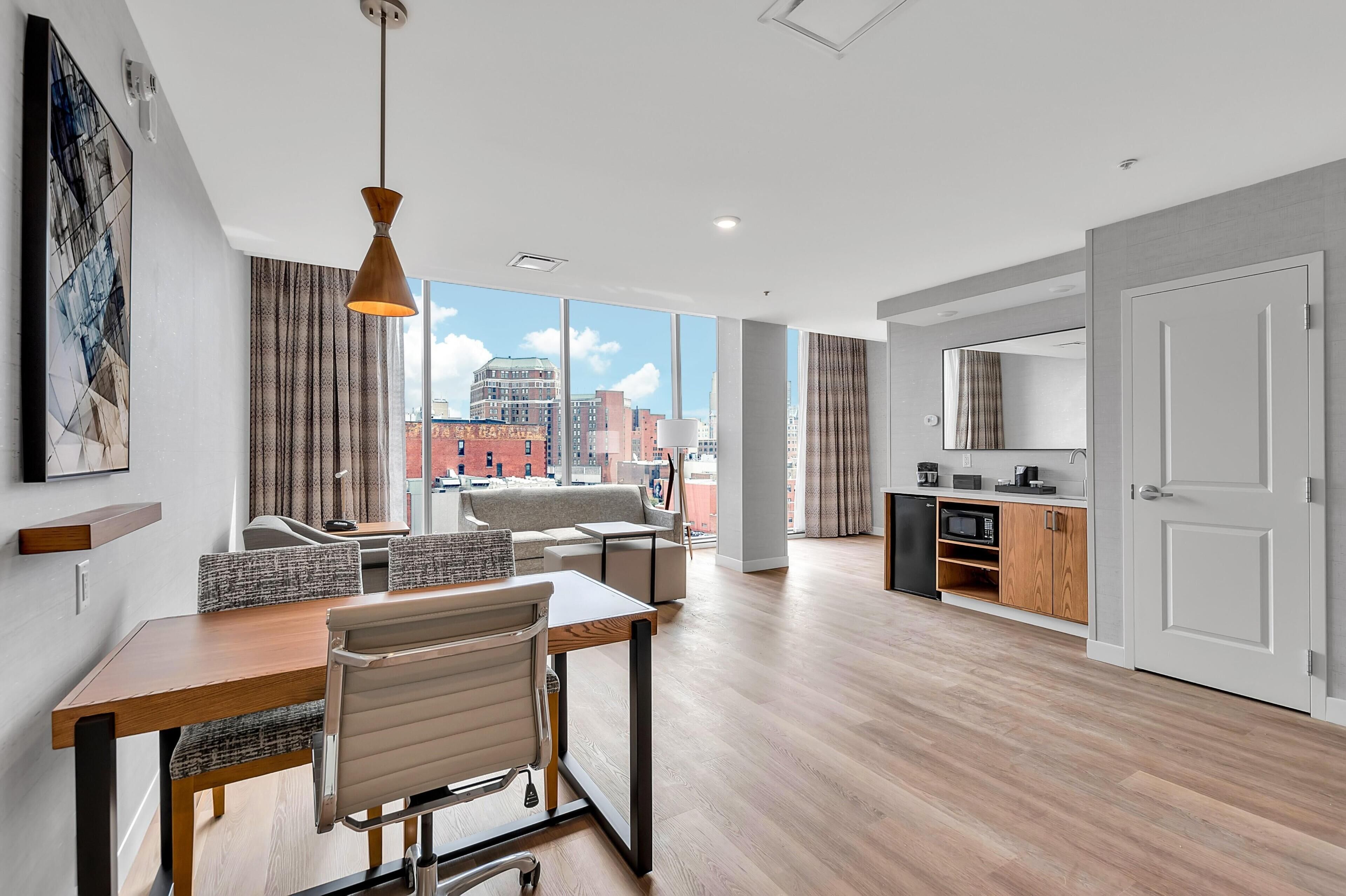 1 bedroom, in-room safe, desk, laptop workspace