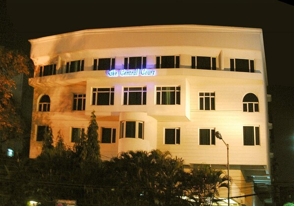 Front of property - The Central Court Hotel (Hyderabad)