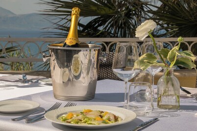 Marina Holiday Hotel & Spa