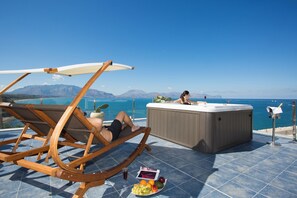 Minibar, in-room safe, desk, soundproofing - Marina Holiday Resort & Spa (Balestrate)