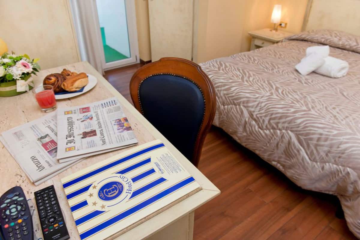 minibar, in-room safe, desk, cots/infant beds