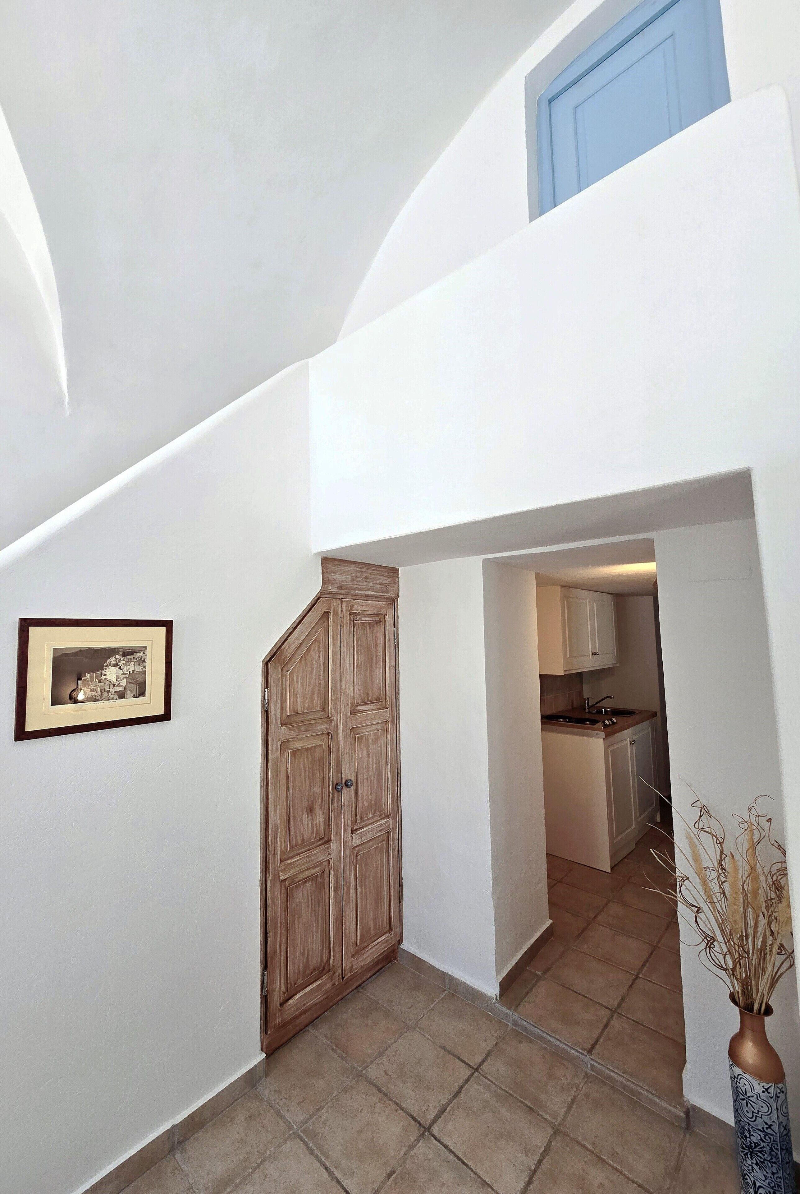 traditional apartment for 3 | private kitchen | fridge, electric kettle