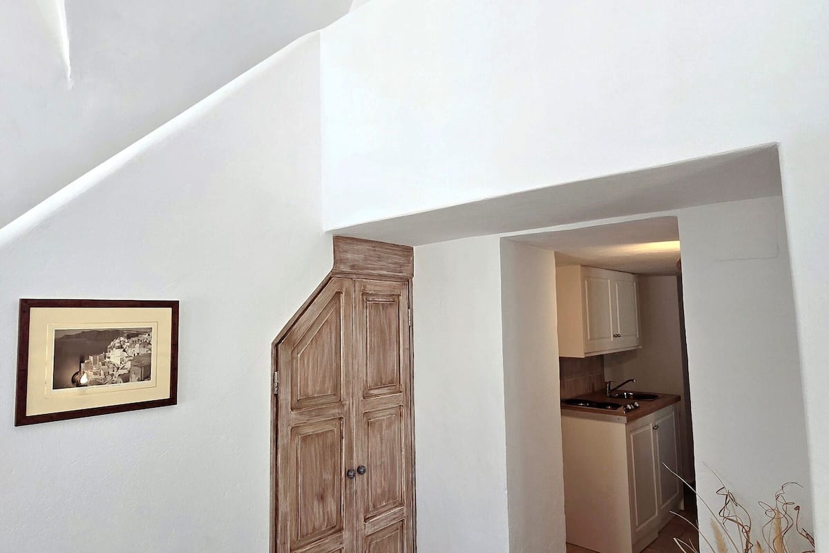 traditional apartment for 3 | private kitchen | fridge, electric kettle