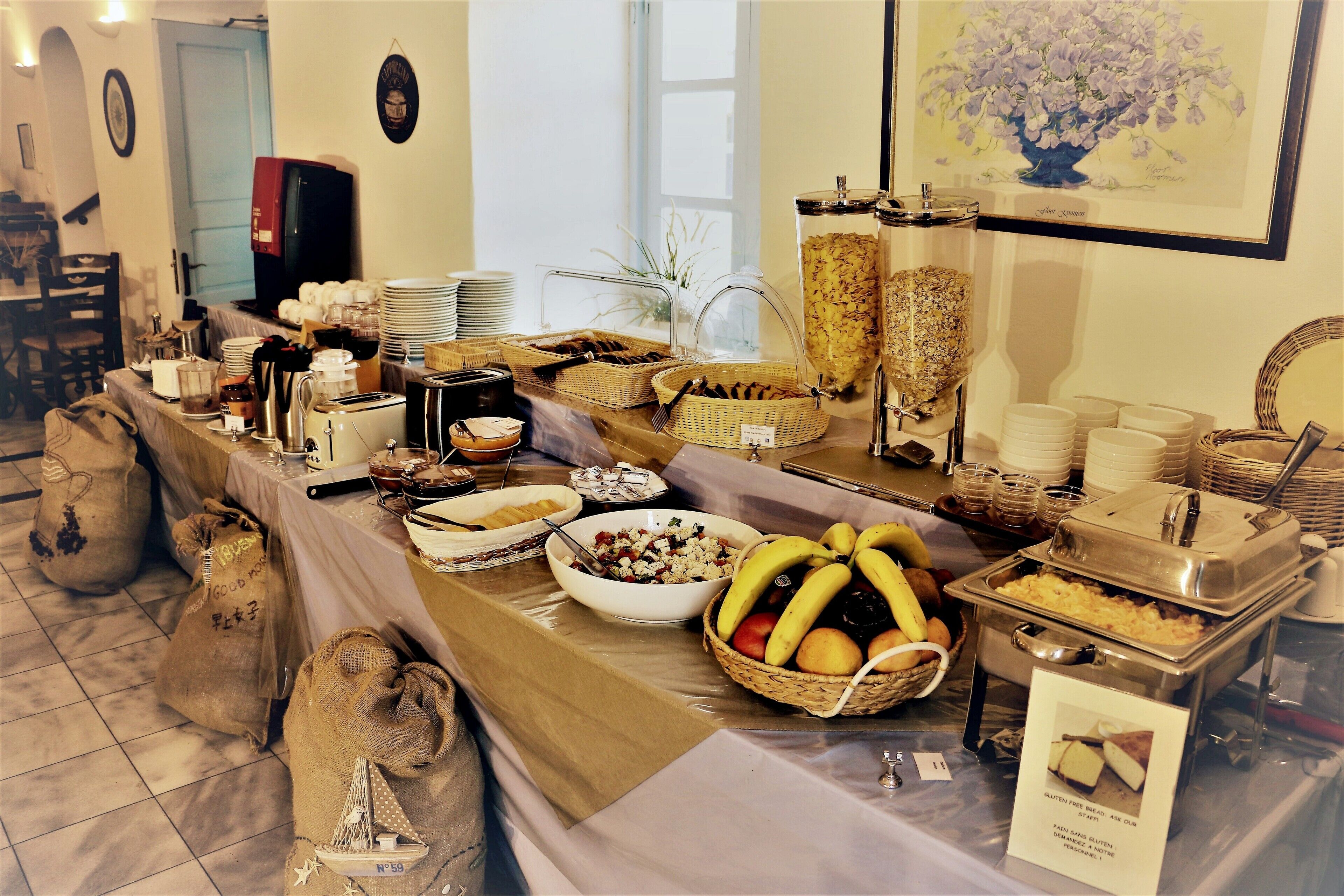 free daily full breakfast