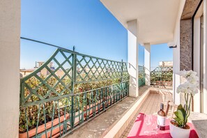 Comfort-Doppel- oder -Zweibettzimmer | Balkon