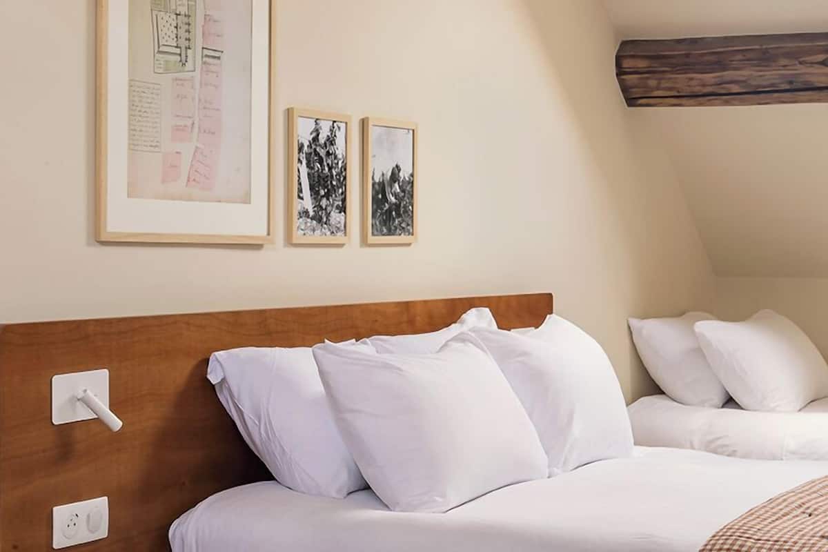 Chambre Familiale, 5 personnes | 2 chambres, literie de qualité supérieure, décoration personnalisée