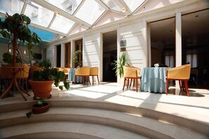 Local cuisine - Hotel Cittar (Novigrad)