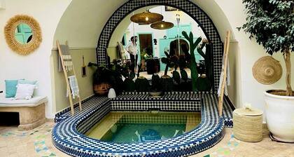 RIAD LAURIERS BLANCS