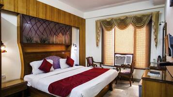 1 bedroom, premium bedding, Select Comfort beds, in-room safe