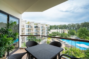 Premium Suite, 2 Bedrooms | Terrace/patio