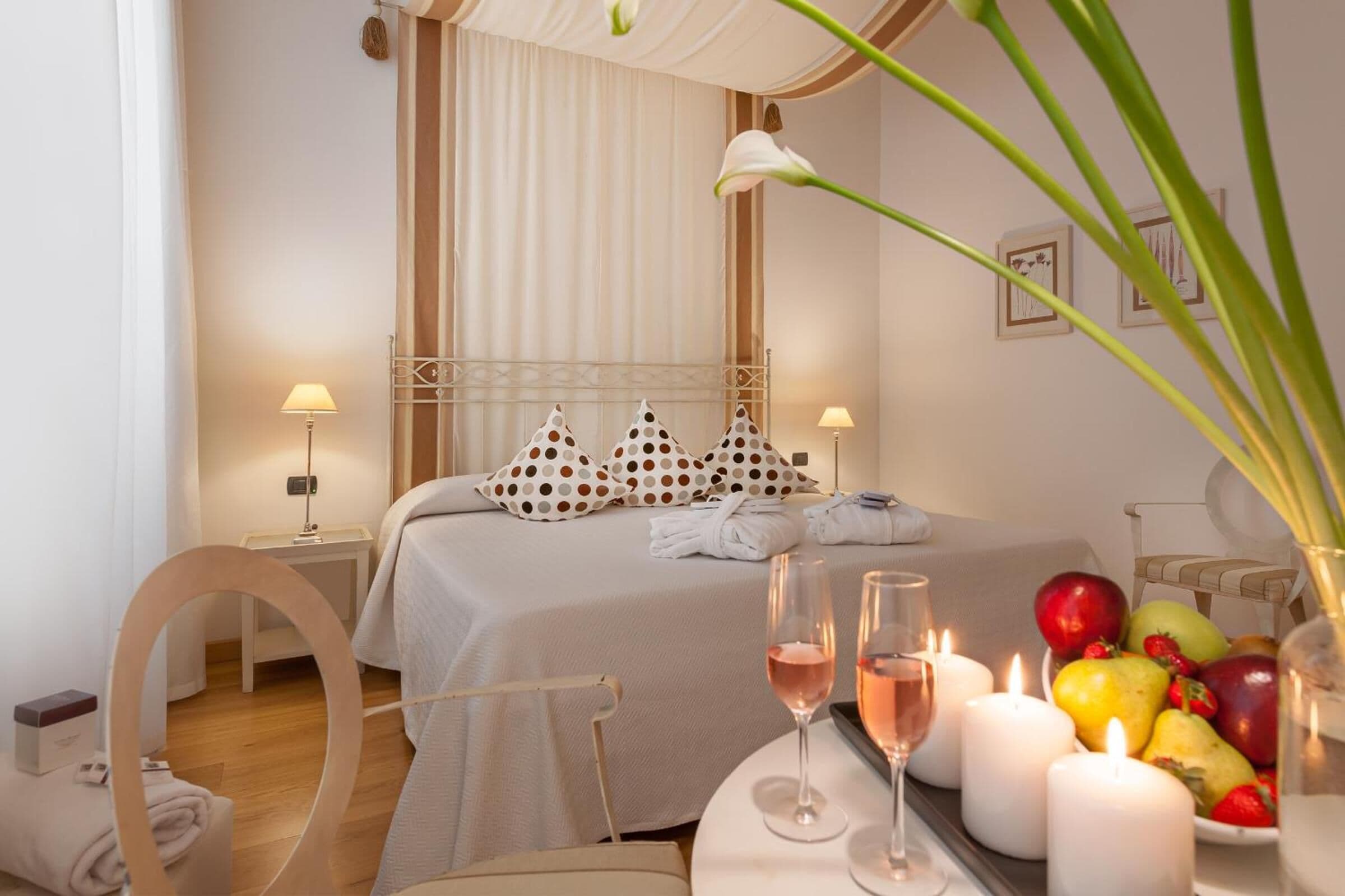 1 bedroom, hypo-allergenic bedding, minibar, in-room safe