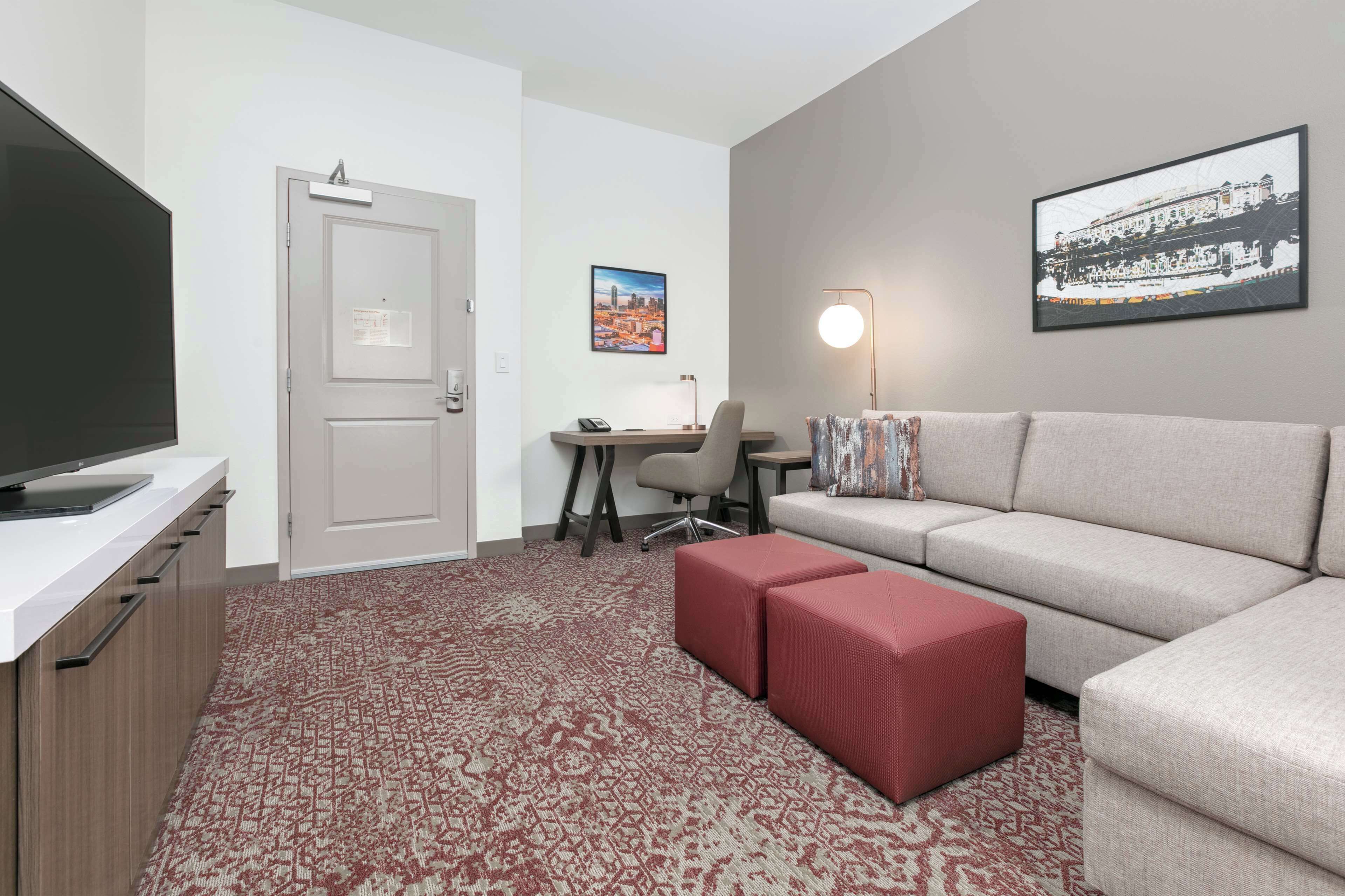 1 king bed junior suite | living area | 55-inch lcd tv with satellite channels, tv, netflix