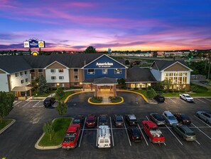 Exterior - AmericInn by Wyndham Green Bay East (Green Bay)