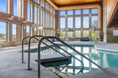 AmericInn by Wyndham Green Bay East