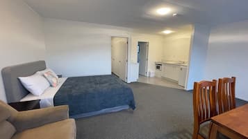 Deluxe Apart Daire, 1 Yatak Odası, Klima, Zemin Kat | 1 yatak odası, Mısır pamuklu çarşaf takımı, kaliteli yatak takımı