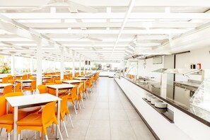 Restaurant - Parque la Paz (Arona)