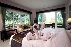 Family Deluxe  | Escritorio, camas extra, wifi gratis y ropa de cama 
