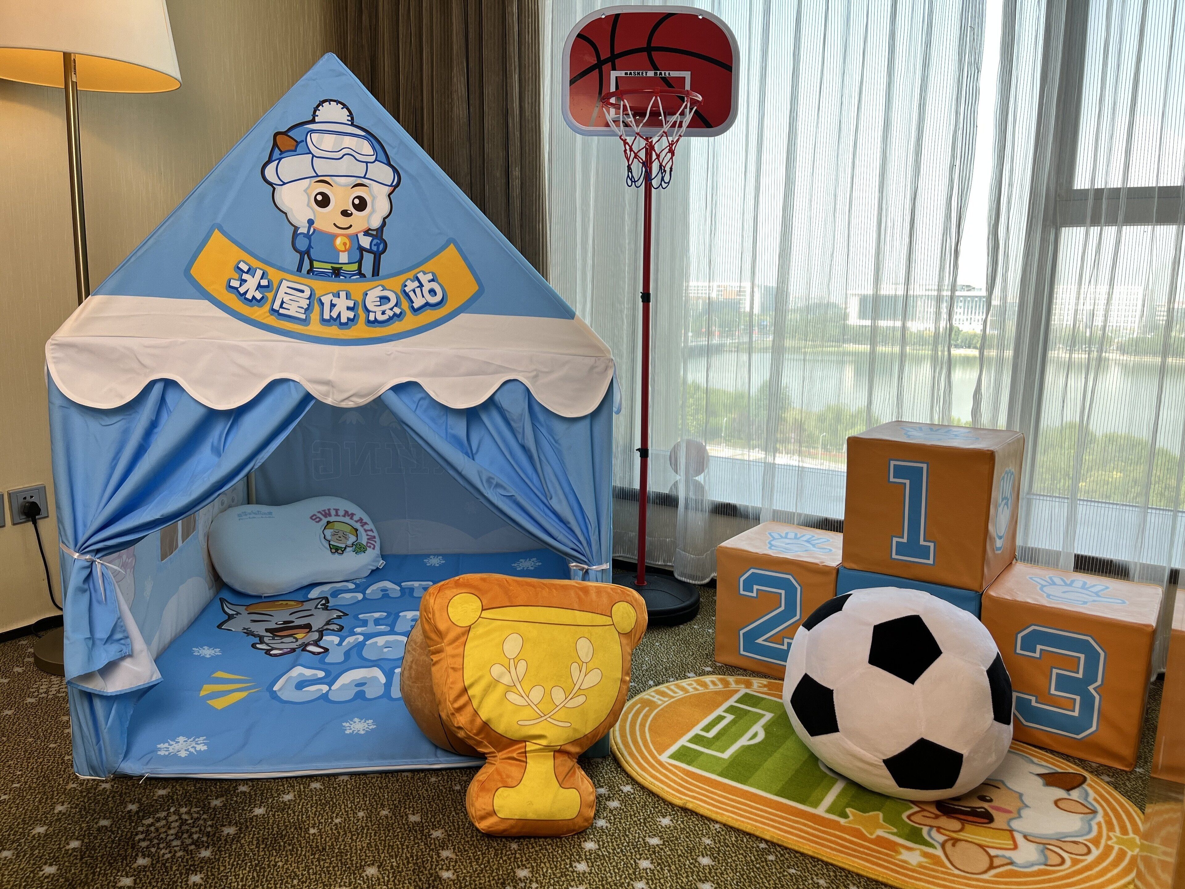 1 bedroom, minibar, in-room safe, desk