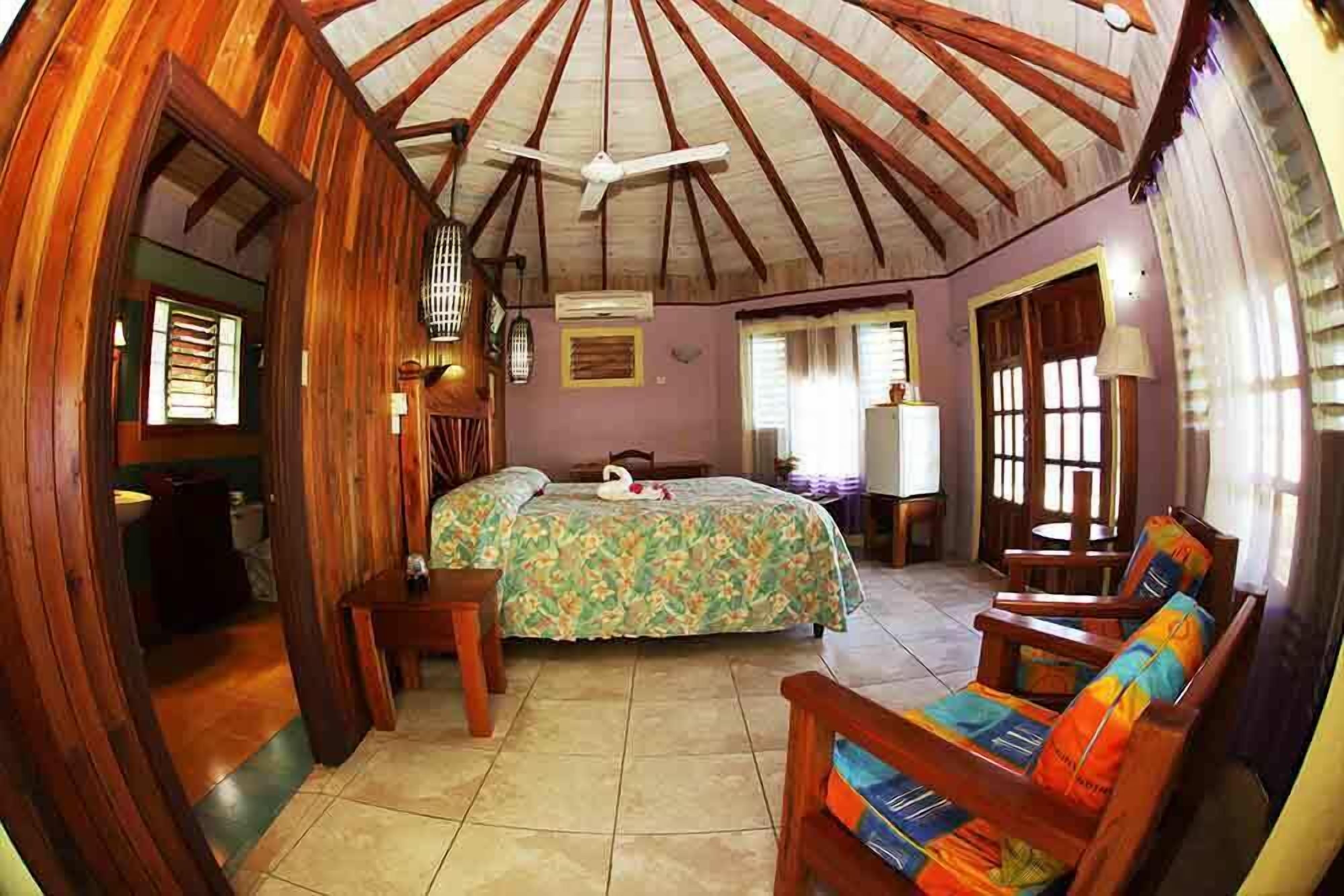 Standard Room, Ocean View | Premium bedding, in-room safe, desk, blackout drapes