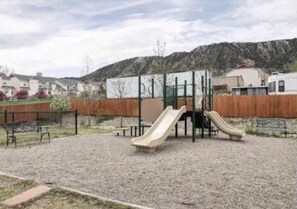 Zona de jocs infantil: a l'aire lliure