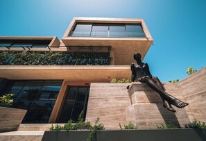 Exterior detail - Daphne Hotel Apartments (Paphos)
