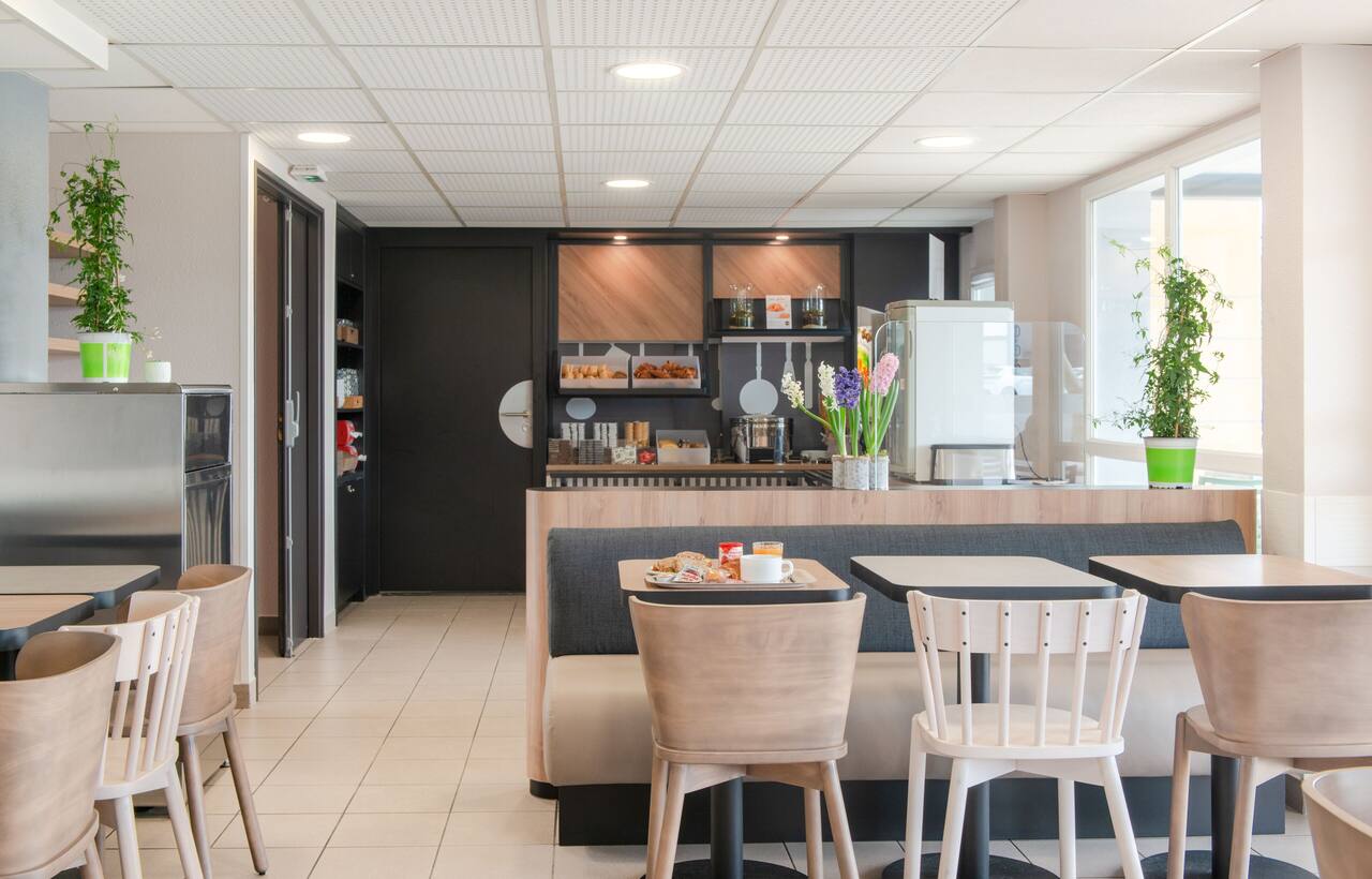 B&B HOTEL Cholet Nord