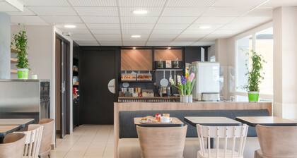 B&B HOTEL Cholet Nord