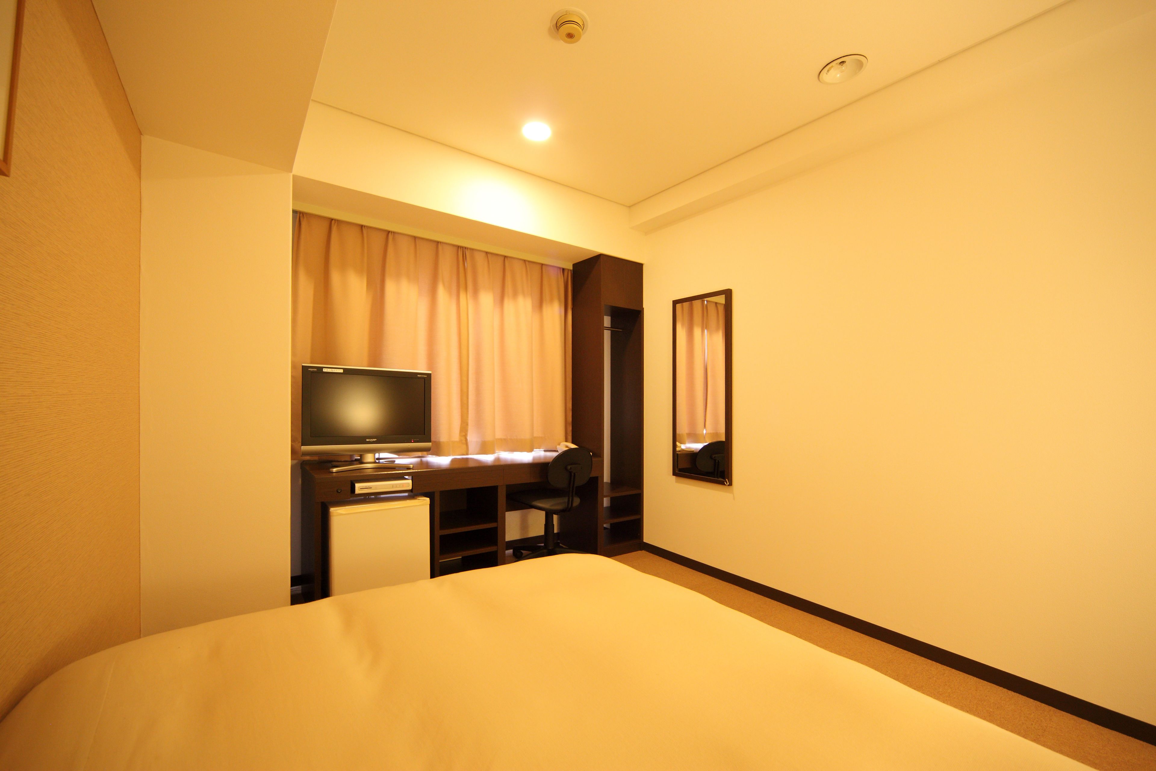 1 bedroom, desk, laptop workspace, free wifi