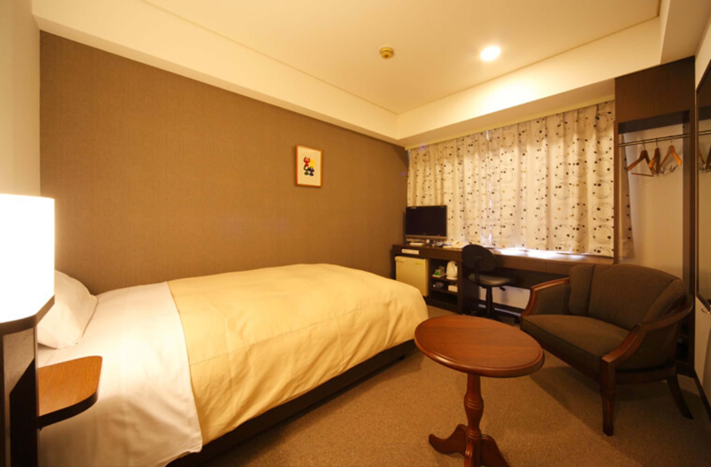 1 bedroom, desk, laptop workspace, free wifi