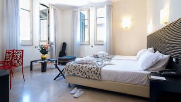 Superior-Doppelzimmer | Hochwertige Bettwaren, Minibar, Zimmersafe, Schreibtisch