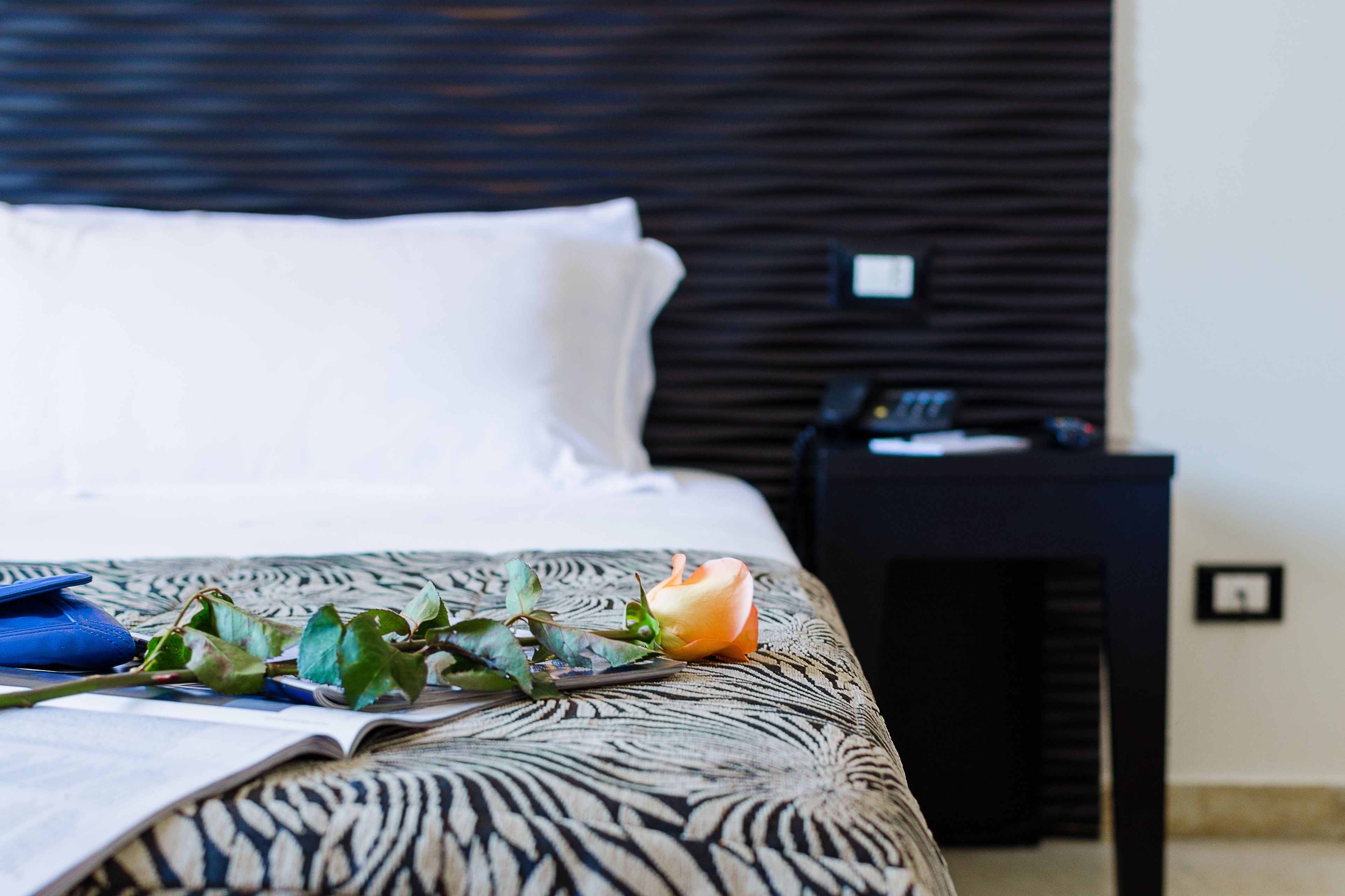 junior suite | 1 bedroom, premium bedding, minibar, in-room safe