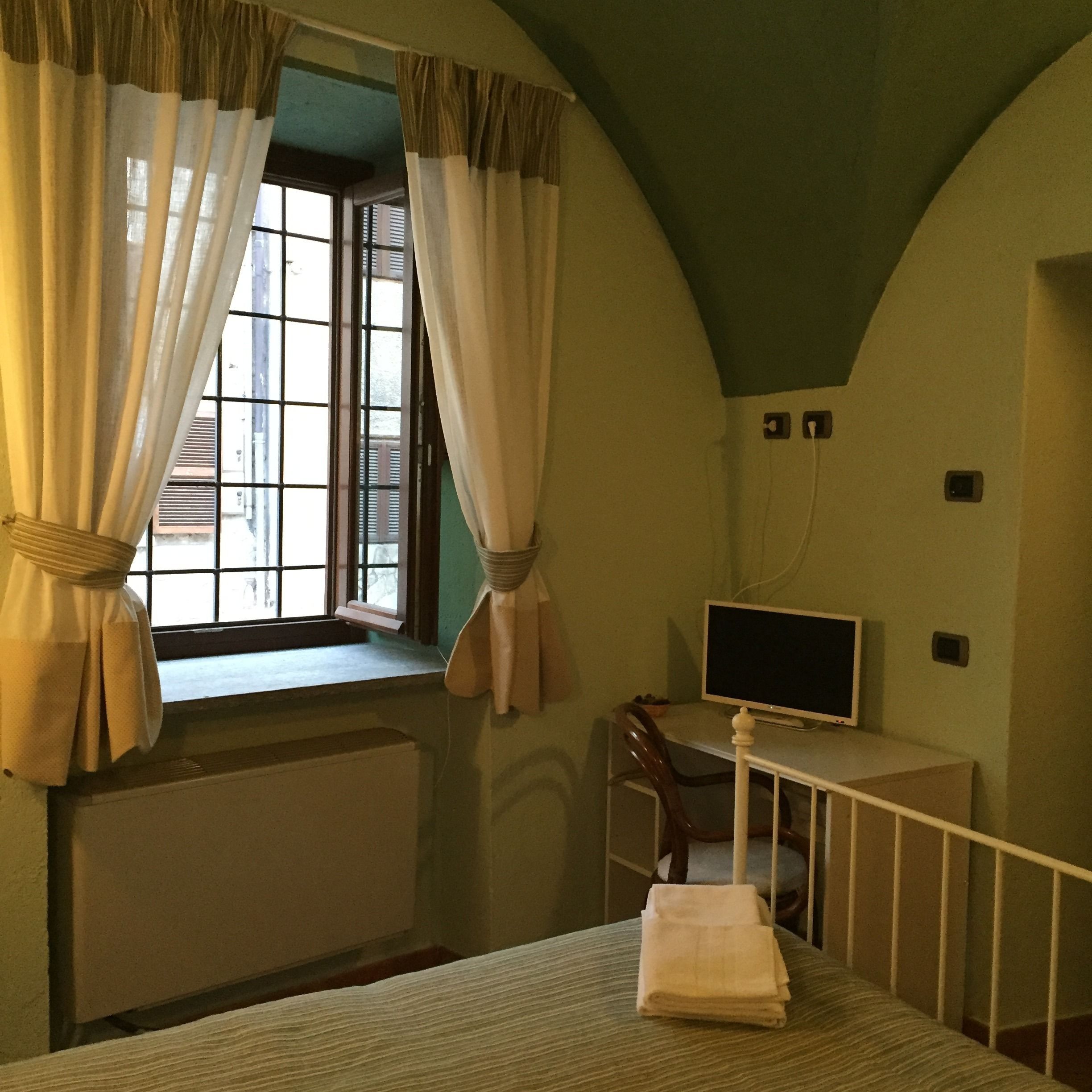 single room | view from room