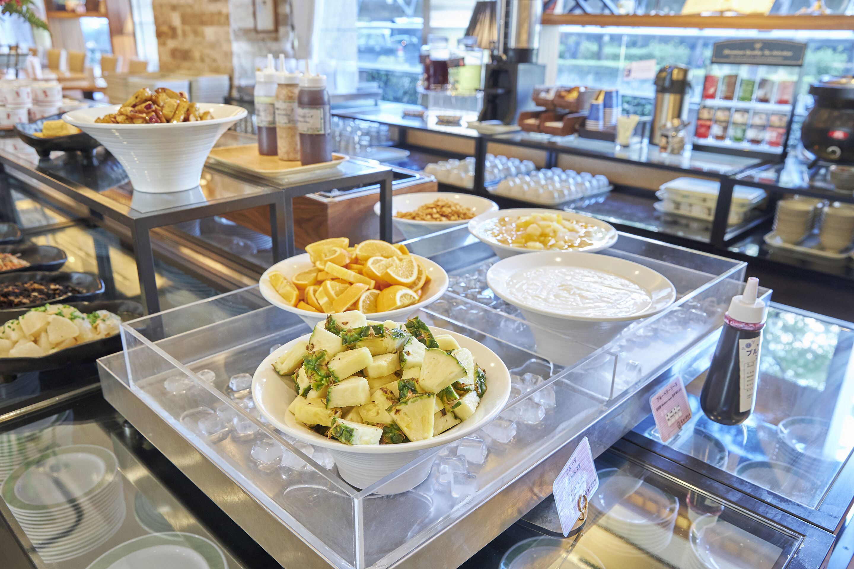 daily buffet breakfast (jpy 1980 per person)