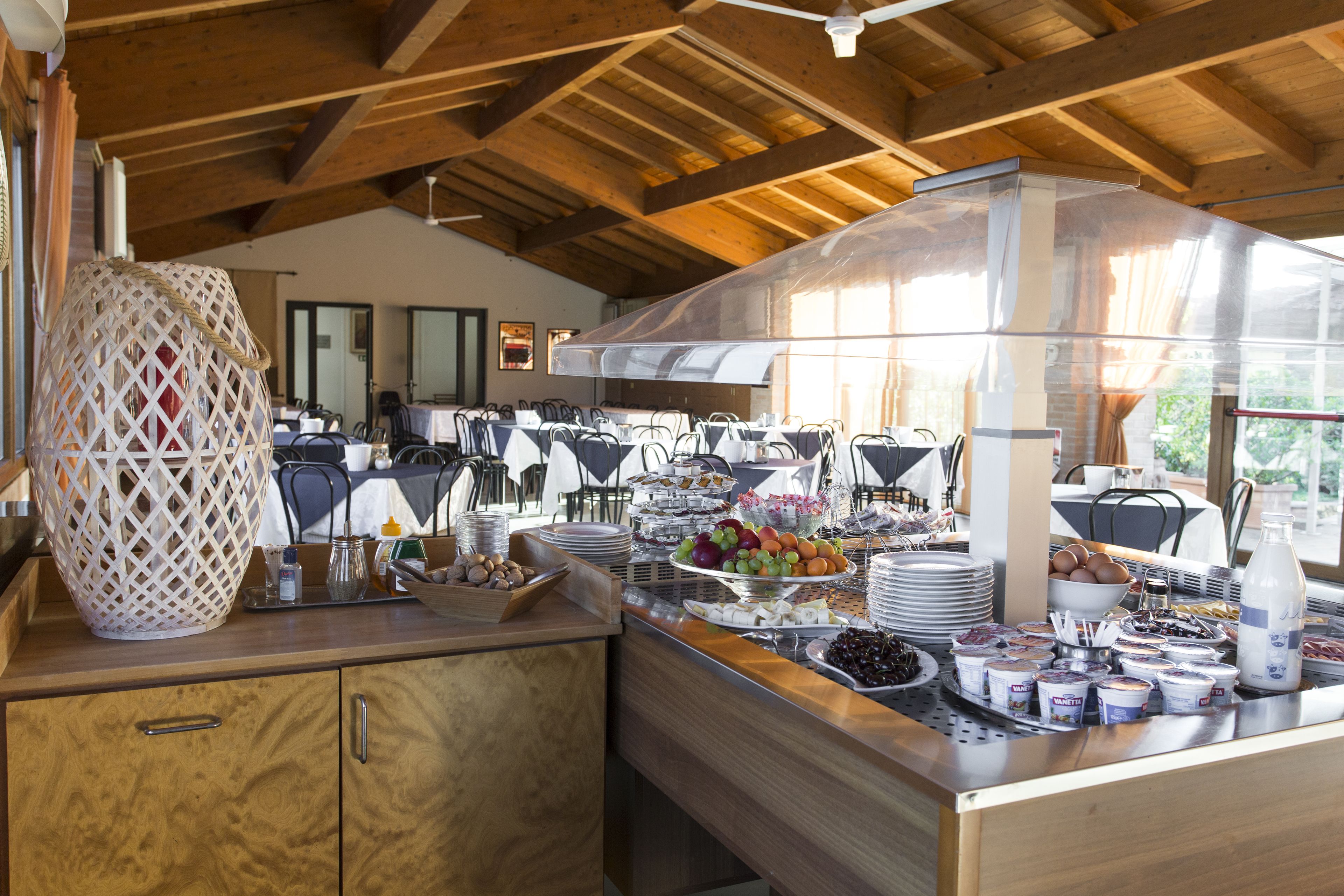 daily buffet breakfast (eur 10 per person)