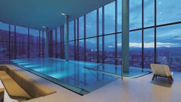Couples treatment rooms, sauna, steam room, body treatments