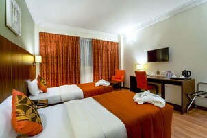 Premium bedding, minibar, in-room safe, desk
