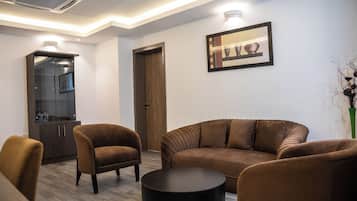 Ebony Suite | Living area | LED TV