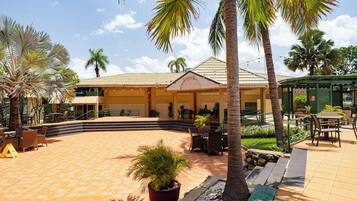Outdoor pool, pool umbrellas