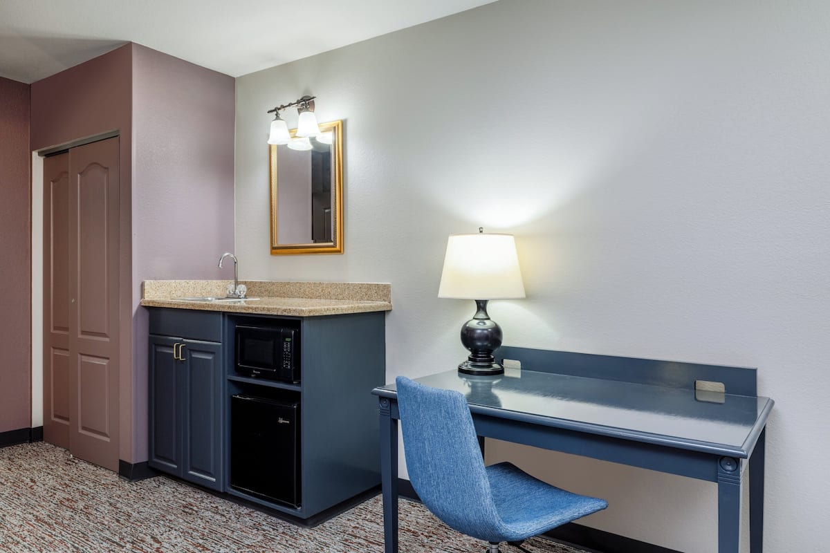 suite, 2 queen beds | premium bedding, pillow-top beds, desk, blackout curtains