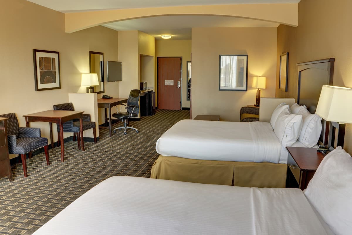 Suite, Multiple Beds | In-room safe, desk, iron/ironing board, free cribs/infant beds