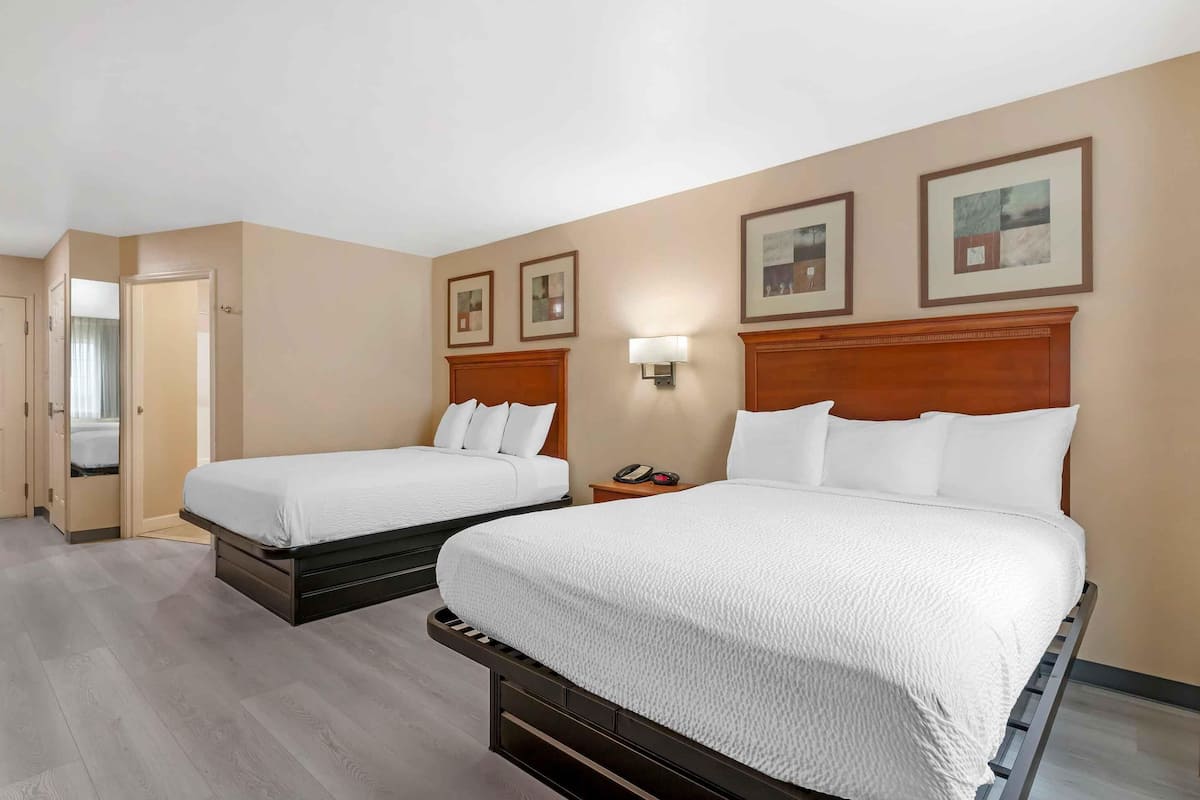 Monolocale Standard, 2 letti matrimoniali, non fumatori, frigorifero e microonde | 1 camera, con stile personalizzato, con arredamento individuale