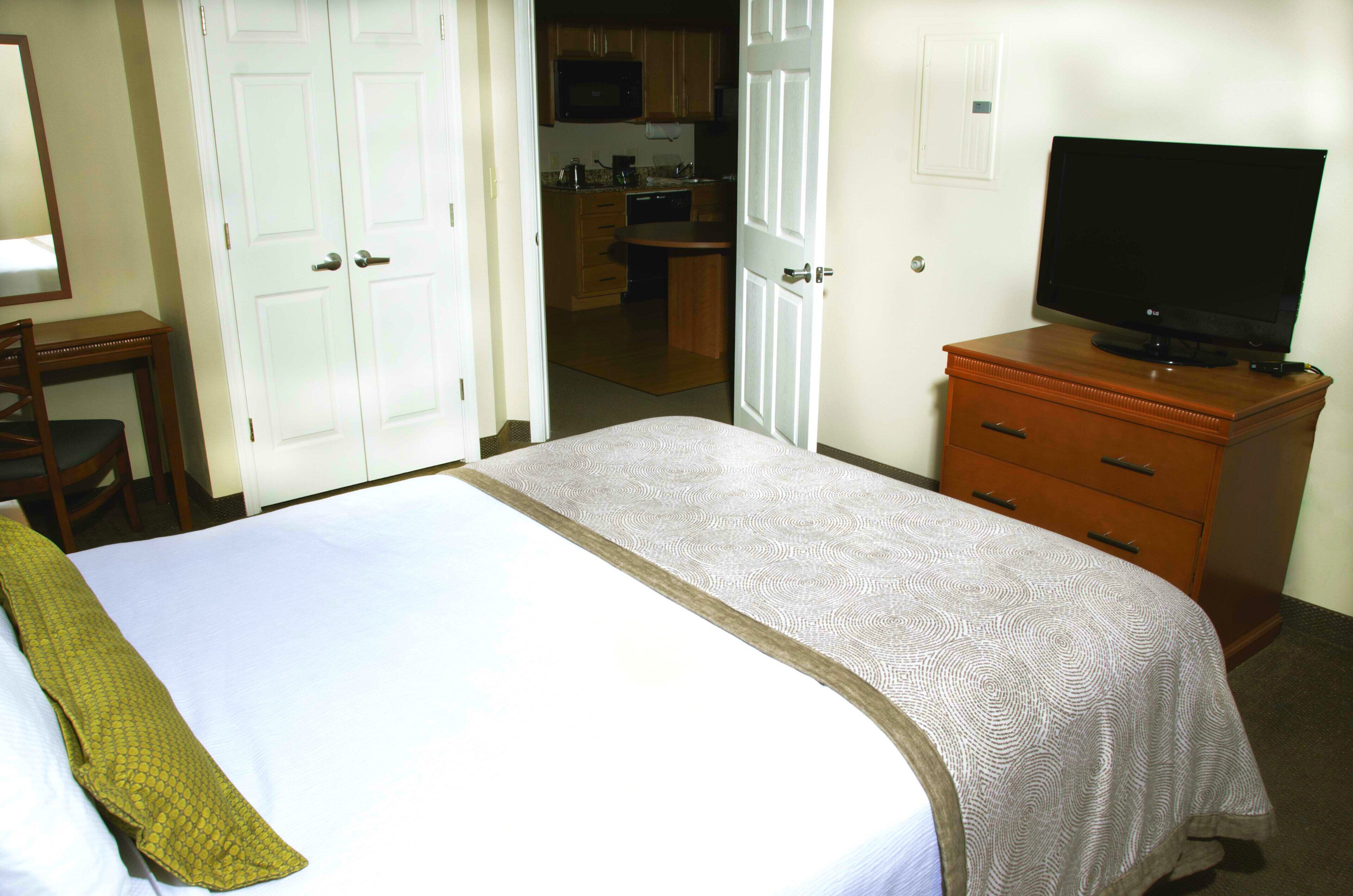 Desk, iron/ironing board, cribs (free), rollaway beds (surcharge)