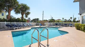 Outdoor pool, open 9:00 AM to 9:00 PM, pool umbrellas, sun loungers