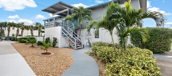 The Royal Inn Beach Hotel Hutchinson Island