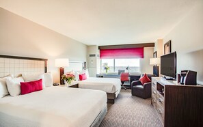 Hypo-allergenic bedding, pillow-top beds, desk, laptop workspace - Overton Hotel and Conference Center (Lubbock)